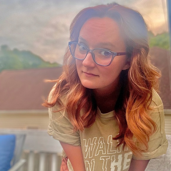 Meet your Posher, Miranda - Picture 2 of 3